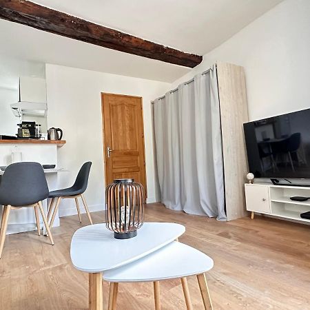 Home Up Pontoise Ngoại thất bức ảnh