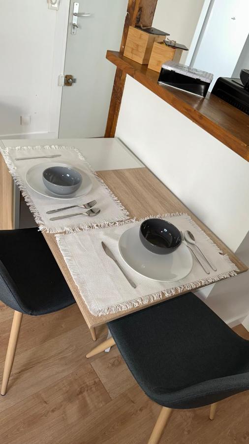 Home Up Pontoise Ngoại thất bức ảnh