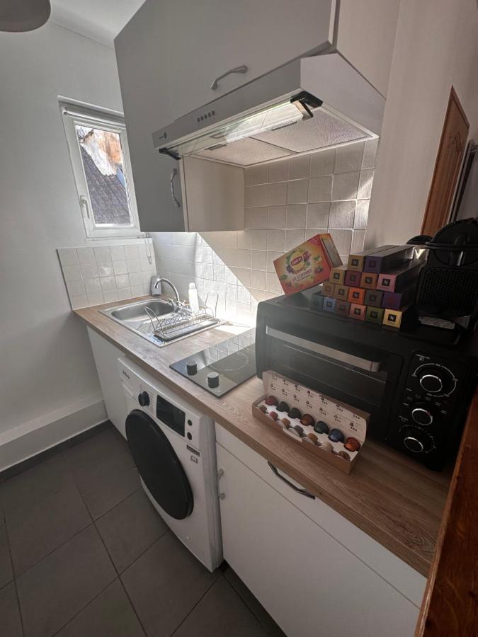 Home Up Pontoise Ngoại thất bức ảnh
